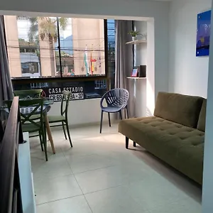 Casa Estadio Cerca Unidad Deportiva Atanasio Girardot - Laureles Сasa de vacaciones